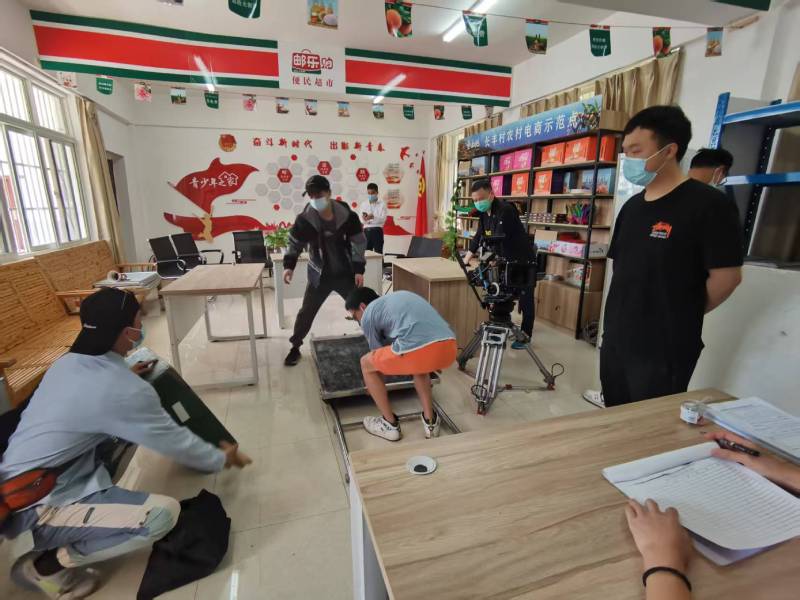 追星女孩心理学分析报告：象山县广告片拍摄公司揭秘饭圈应援式传播逻辑